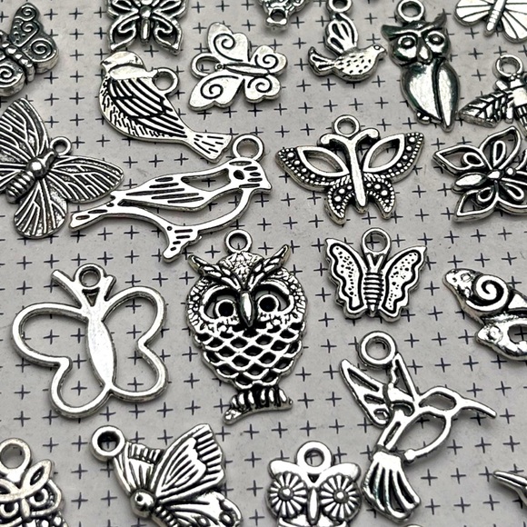 35 pc Flying Things Charms Pendants Bracelets & Jump Rings Bundle Jewelry Making - Picture 2 of 13